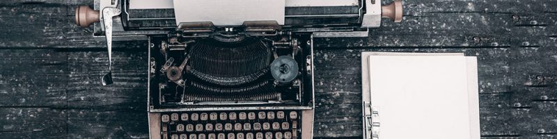 Schreibmaschine und Block - Schreibwerkstatt